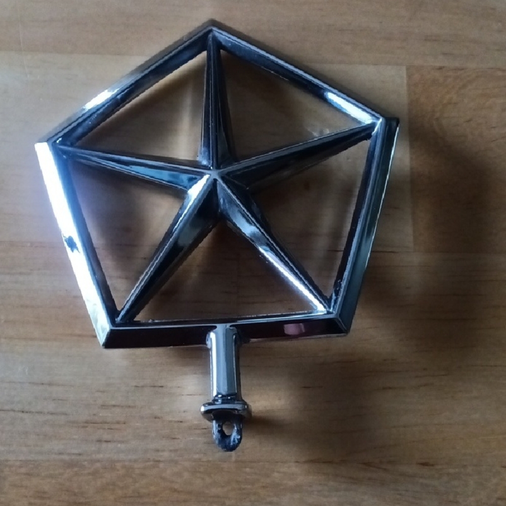 Vintage Chrysler Hood Ornament 1980s - Picture 1 of 2